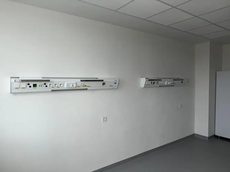 Rekonstrukce vnitřních prostor monobloku AE — 7